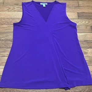 Dana Buchman V-Neck Top
